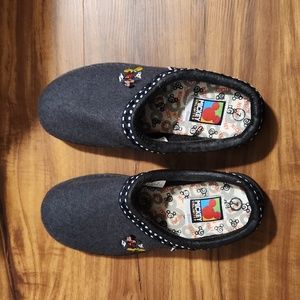 Mickey Women's Size 7 Slip On Sandal